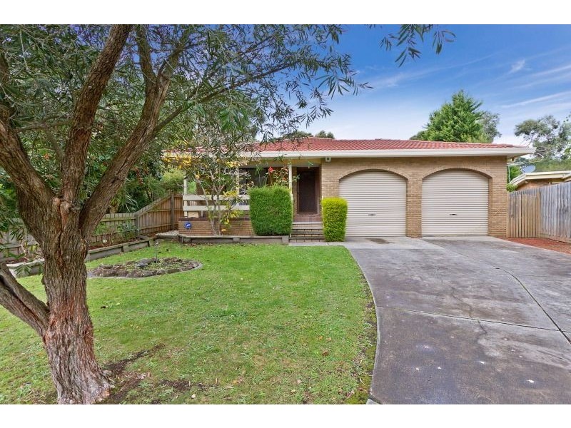 10 Melaleuca Court, Frankston VIC 3199