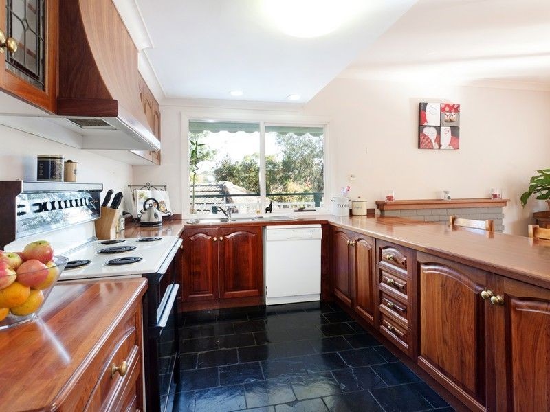 10-12 Liddesdale Avenue, Frankston South VIC 3199