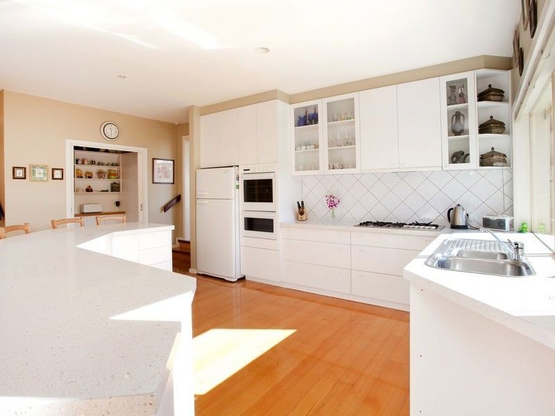 6 Parkland Close, Frankston South VIC 3199