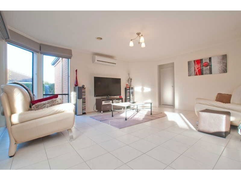 10 Geebung Avenue, Frankston South VIC 3199