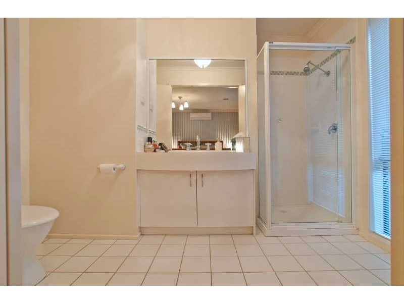 10 Geebung Avenue, Frankston South VIC 3199