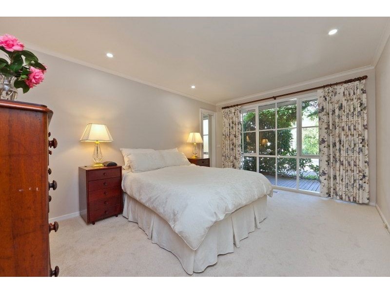 2 Ajana Lane, Frankston South VIC 3199