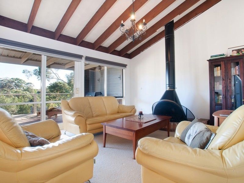 40 Baden Powell Drive, Frankston South VIC 3199