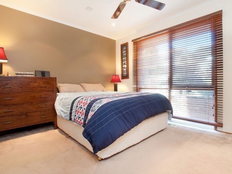 40 Baden Powell Drive, Frankston South VIC 3199