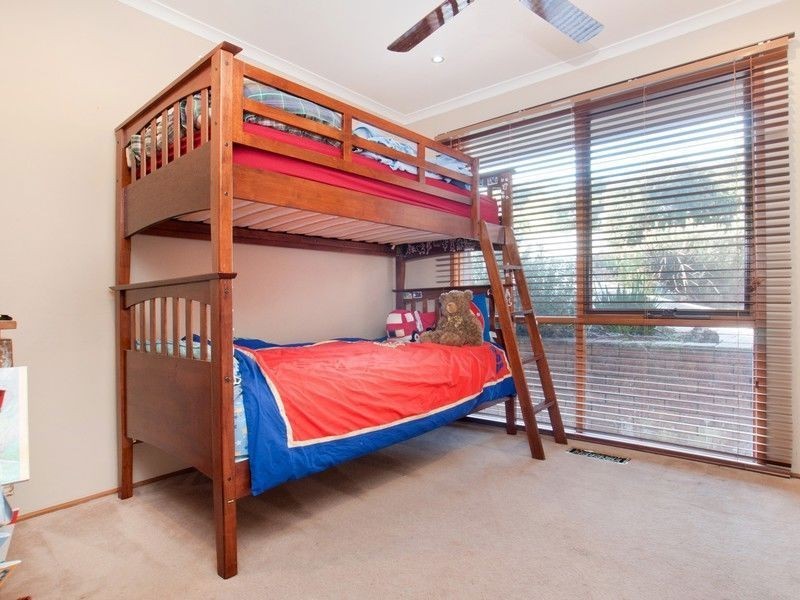 40 Baden Powell Drive, Frankston South VIC 3199