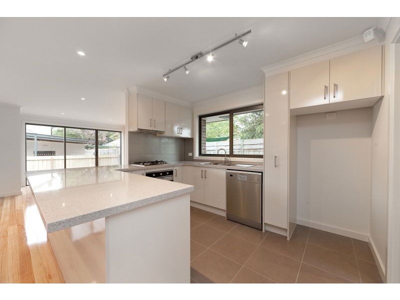 2/22 Gowrie Street, Frankston South VIC 3199