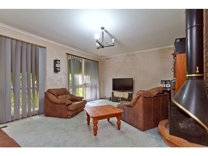 26 Coprosma Avenue, Frankston VIC 3199