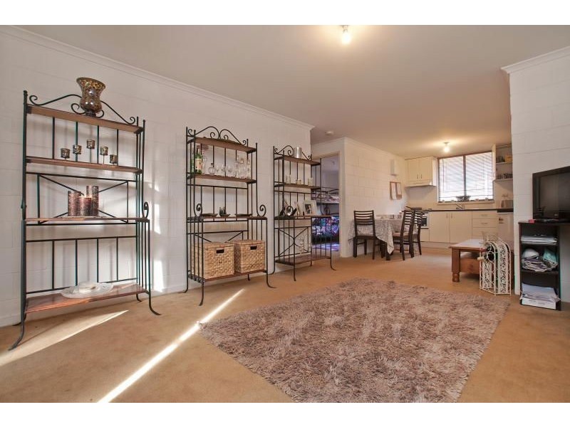 106/325 Nepean Highway, Frankston VIC 3199