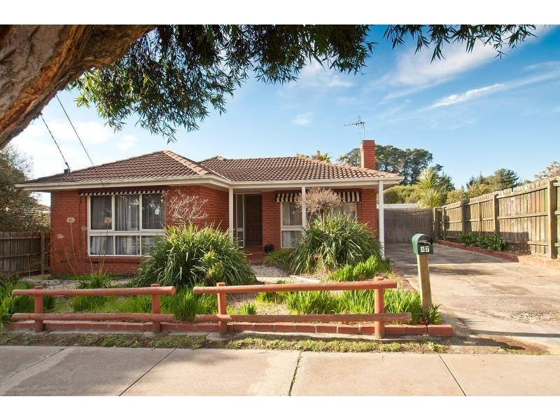 17 Ferndale Drive, Frankston VIC 3199
