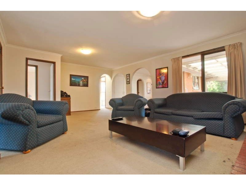 17 Ferndale Drive, Frankston VIC 3199