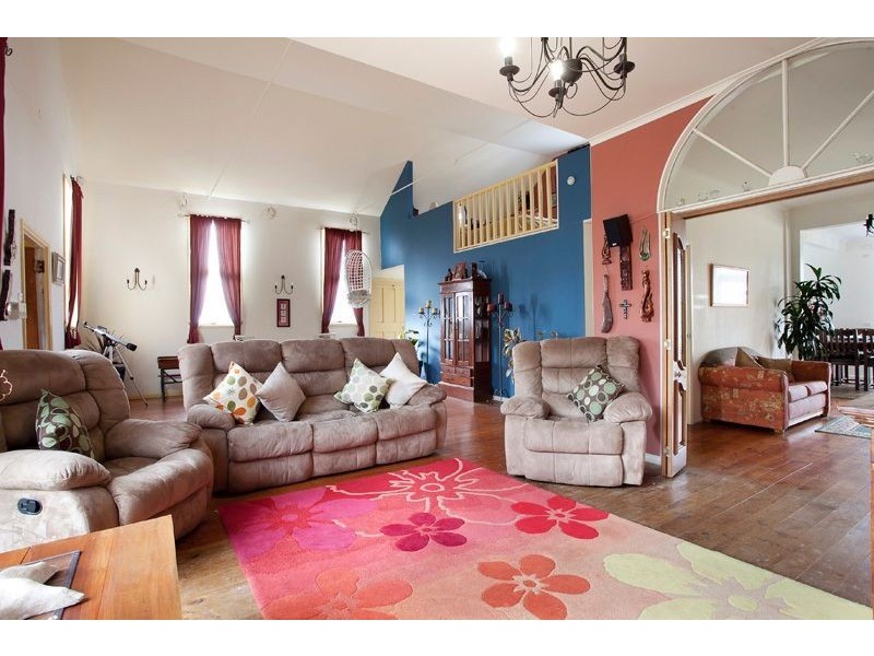 9 Grant Road, Somerville VIC 3912