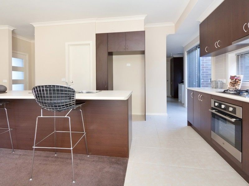 2/36 McComb Boulevard, Frankston South VIC 3199