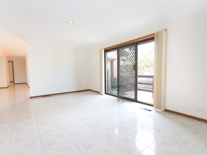 67 Mount Erin Crescent, Frankston South VIC 3199
