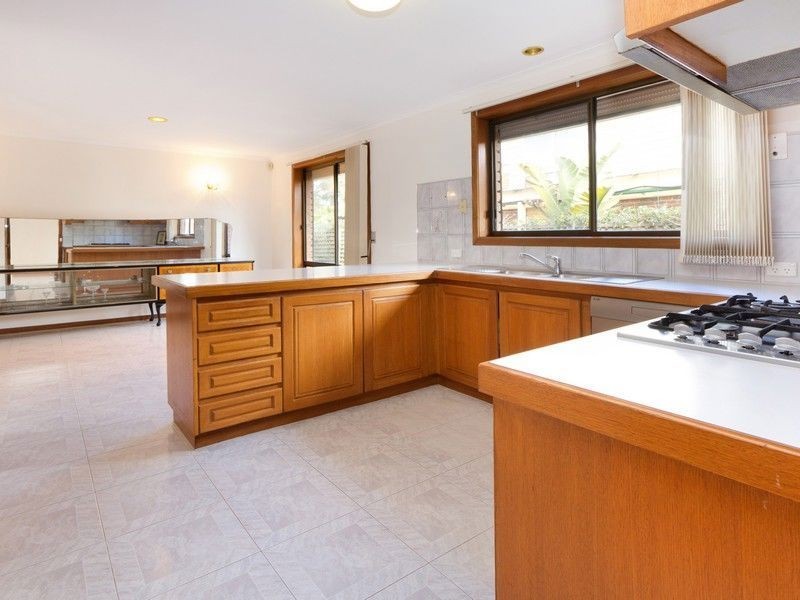 67 Mount Erin Crescent, Frankston South VIC 3199