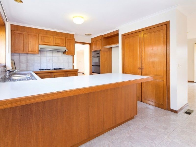67 Mount Erin Crescent, Frankston South VIC 3199