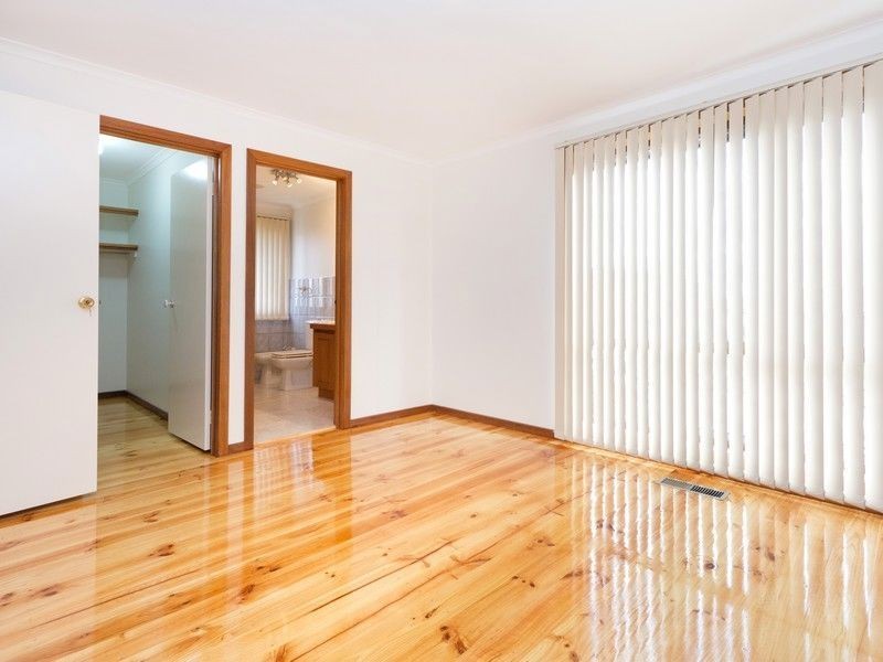 67 Mount Erin Crescent, Frankston South VIC 3199