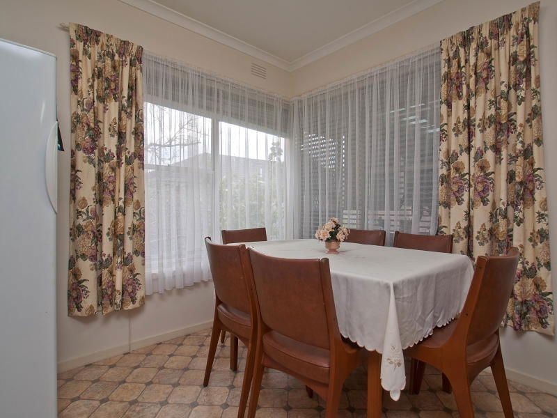 27 Clarinda Street, Somerville VIC 3912