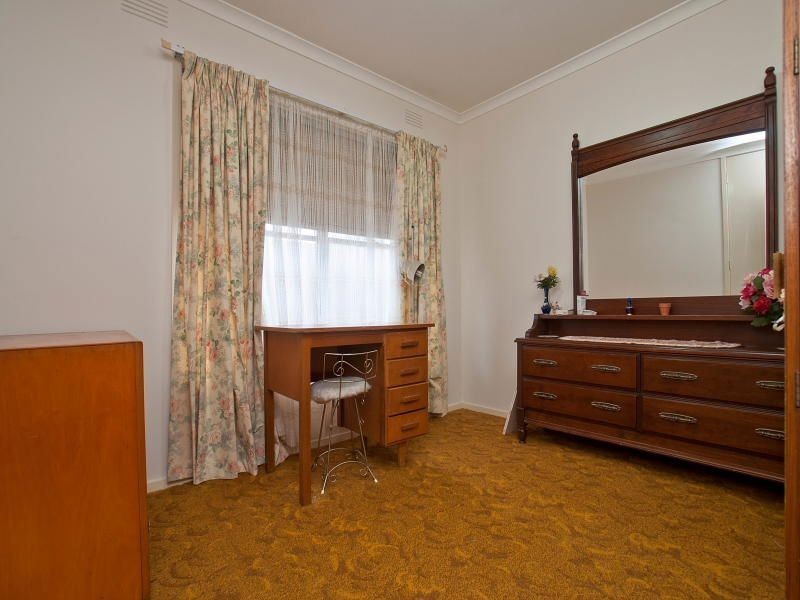 27 Clarinda Street, Somerville VIC 3912