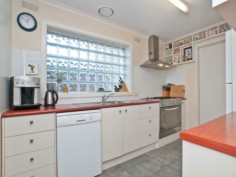 33 Christopher Drive, Frankston South VIC 3199