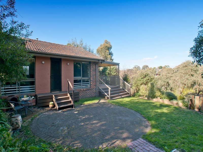 33 Christopher Drive, Frankston South VIC 3199