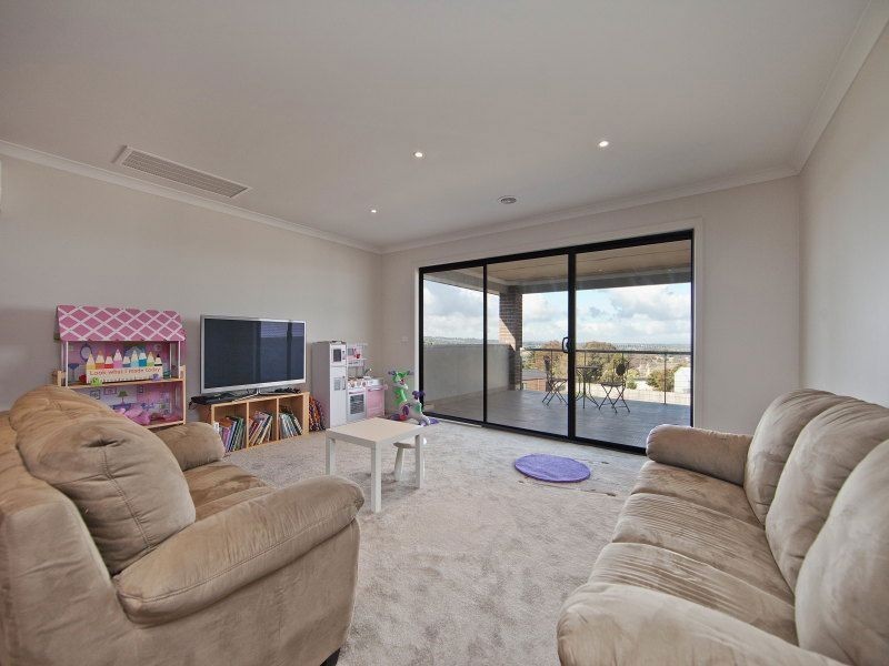 14 Escarpment Drive, Frankston South VIC 3199
