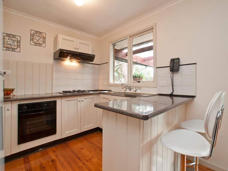 9 Sandra Court, Somerville VIC 3912