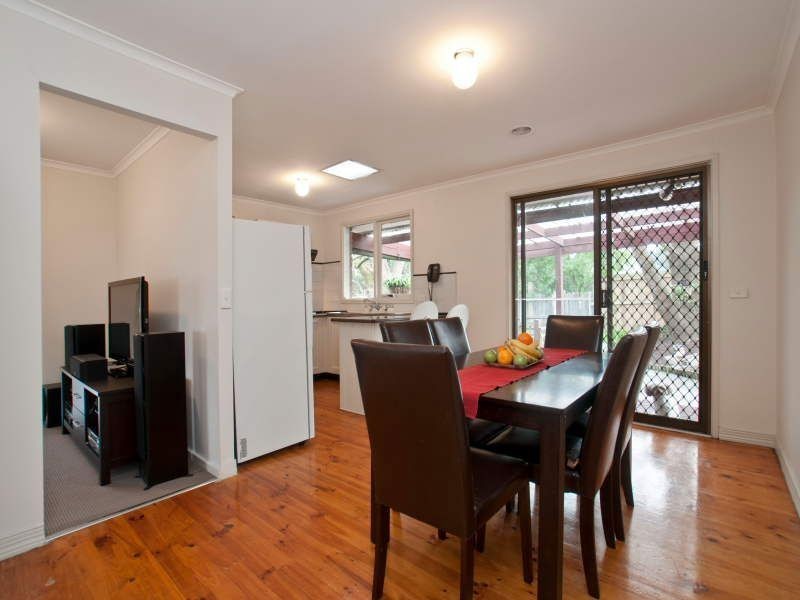 9 Sandra Court, Somerville VIC 3912