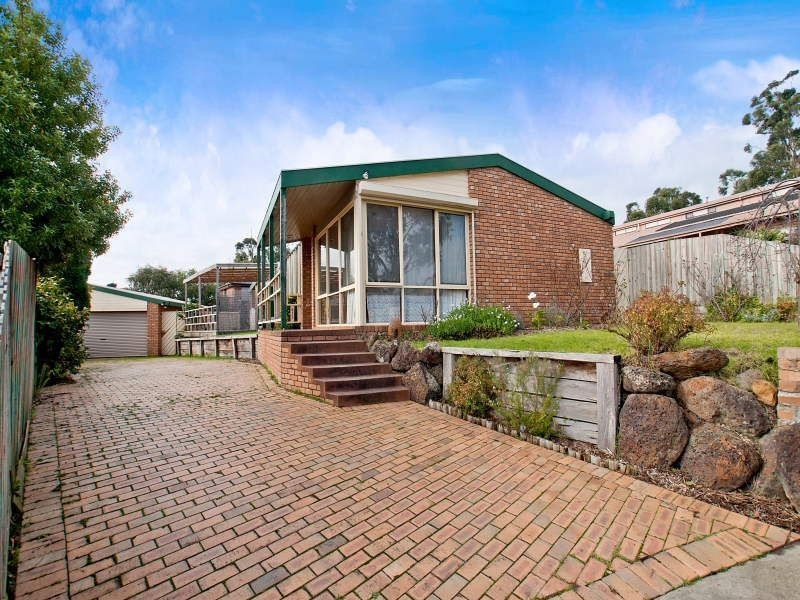 9 Tertullian Court, Frankston VIC 3199