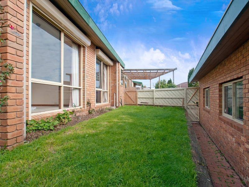 9 Tertullian Court, Frankston VIC 3199