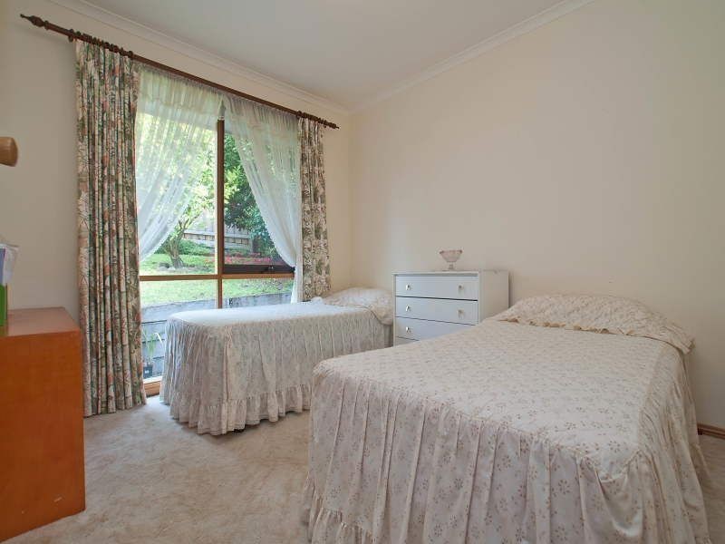 4 Cherbourg Court, Frankston VIC 3199