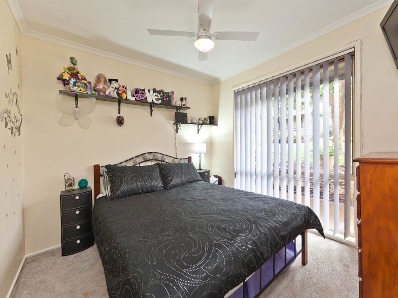 16 Leonard Drive, Langwarrin VIC 3910