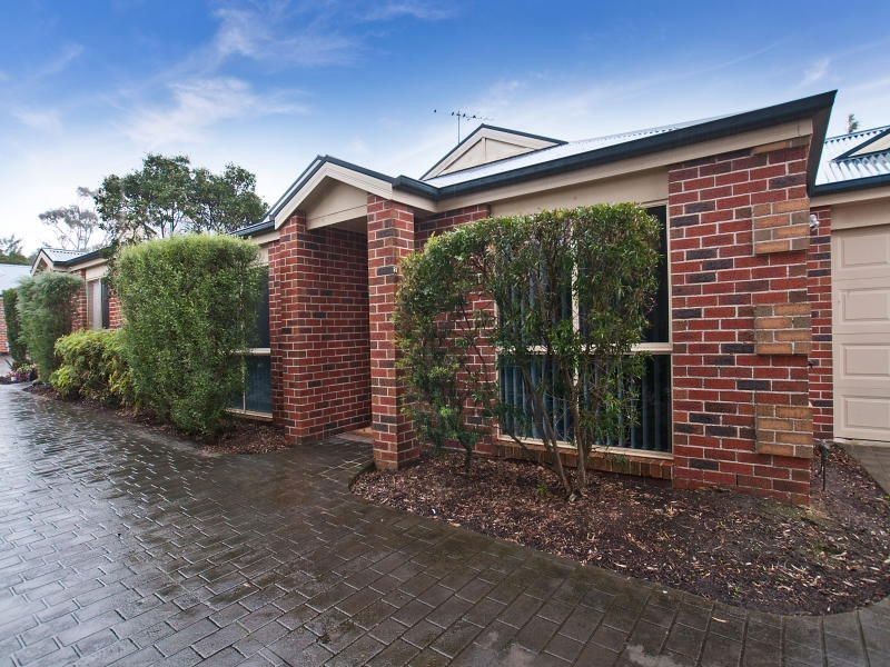 2/3 Alfred Street, Somerville VIC 3912