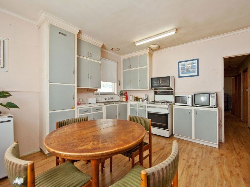 36 Armata Crescent, Frankston North VIC 3200