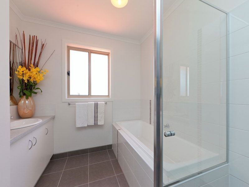 1/37 Lardner Road, Frankston VIC 3199