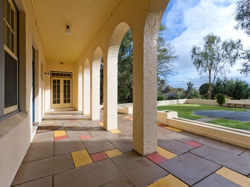 34 Pinehill Drive, Frankston VIC 3199