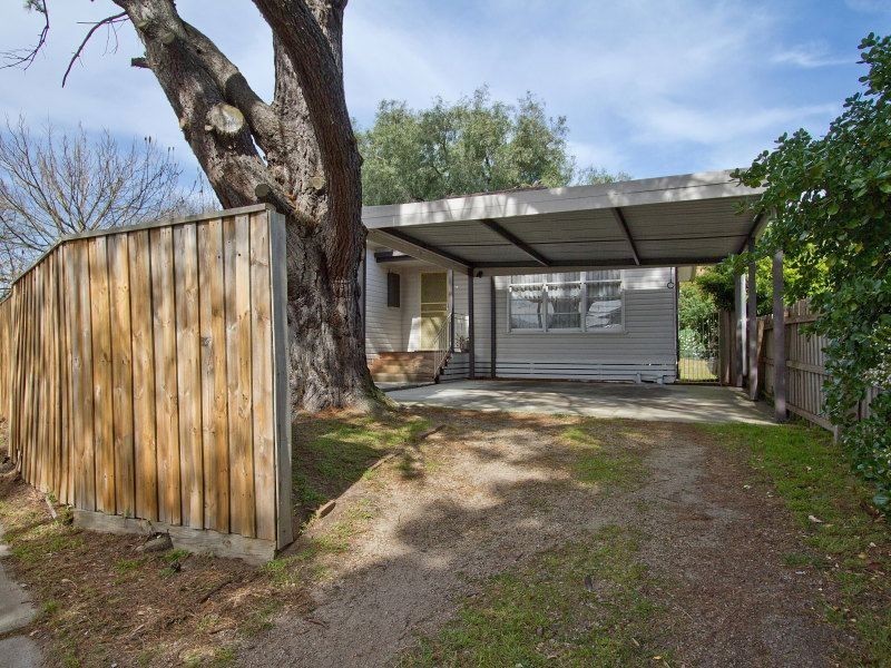 4 Melva Court, Frankston VIC 3199