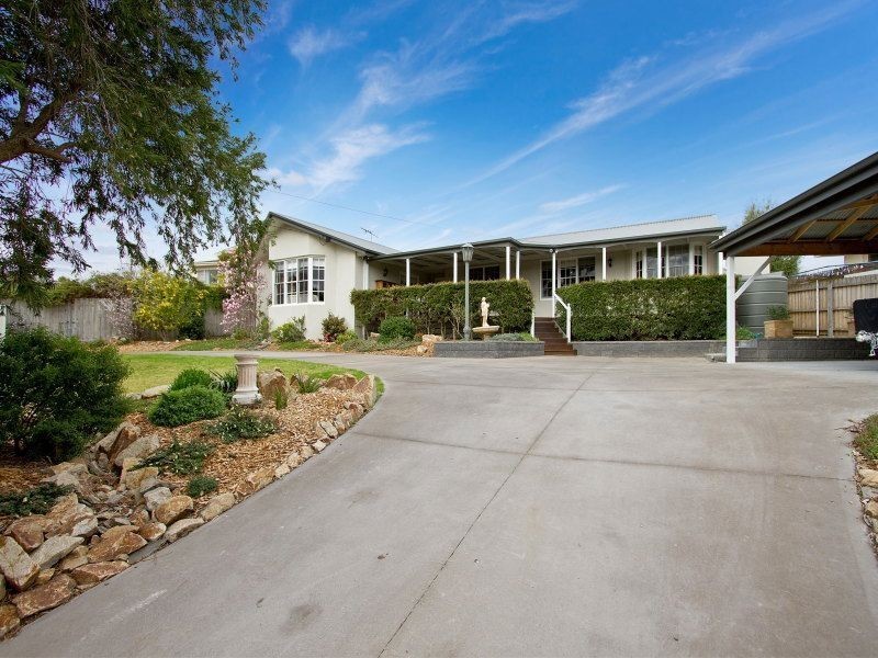 54 McComb Boulevard, Frankston South VIC 3199