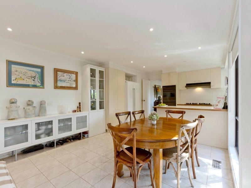 28 Coprosma Avenue, Frankston VIC 3199