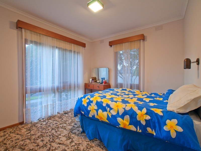 1 The Trossachs, Frankston VIC 3199