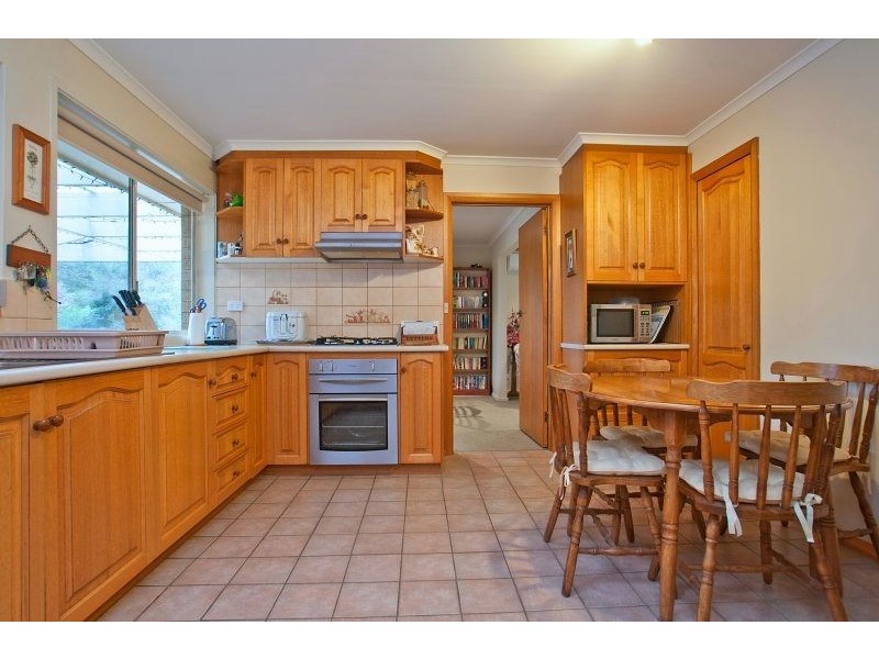 2 Barmah Court, Frankston South VIC 3199