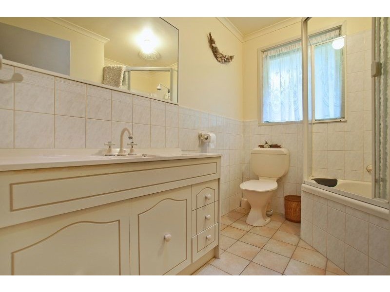 2 Barmah Court, Frankston South VIC 3199