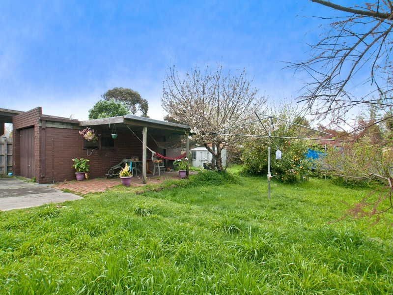 14 Gulwa Avenue, Frankston VIC 3199