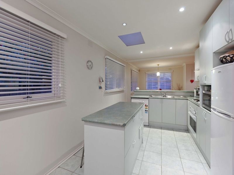 13 Cassia Grove, Frankston VIC 3199