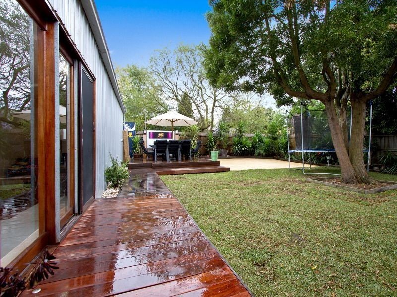 30 Stradbroke Avenue, Frankston South VIC 3199