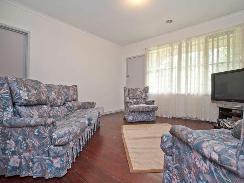 79 Rosemary Crescent, Frankston North VIC 3200