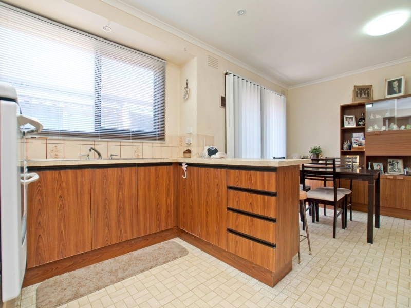 2/12 Shaftesbury Street, Frankston VIC 3199