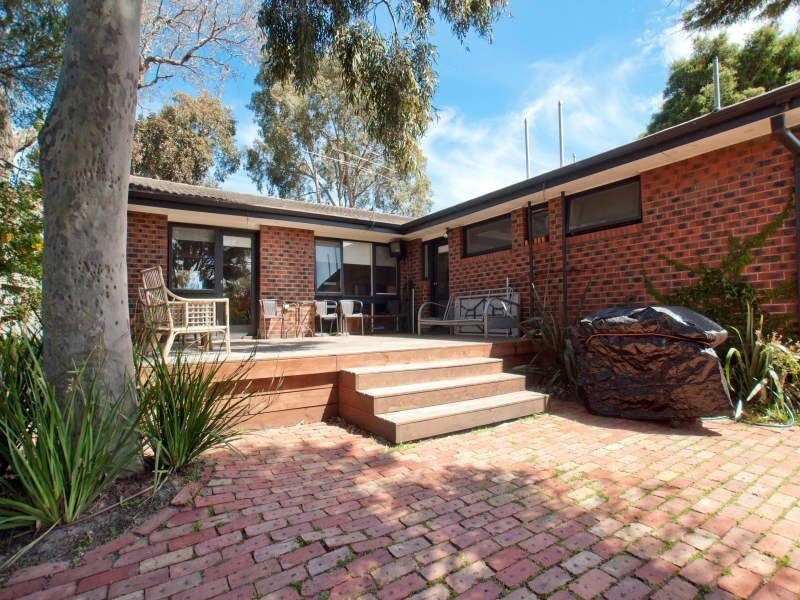 37 Golf Links Road, Frankston VIC 3199