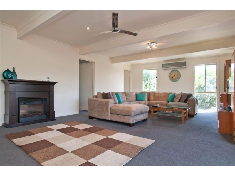 28 Plummer Avenue, Frankston South VIC 3199