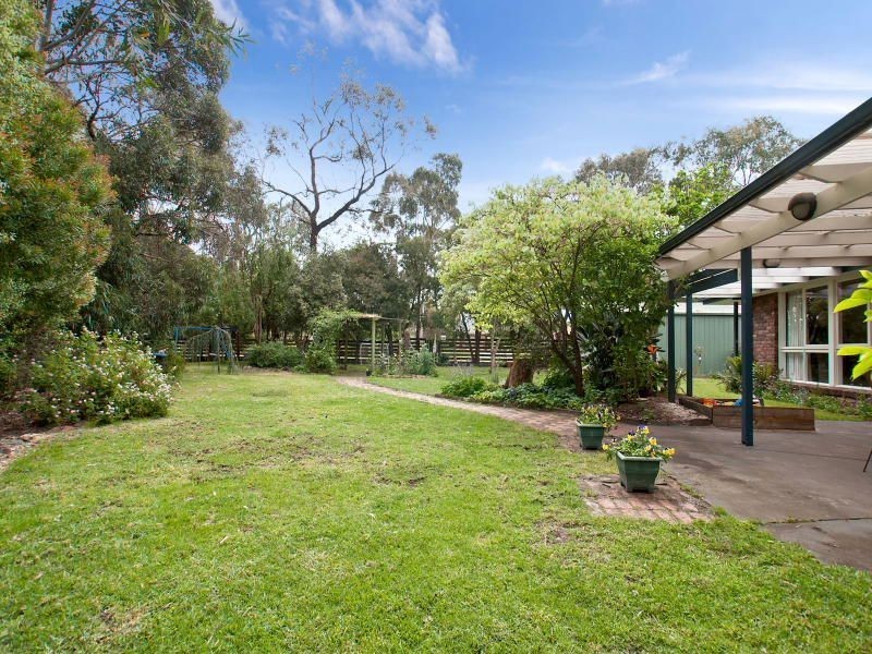 24 Terry Street, Pearcedale VIC 3912