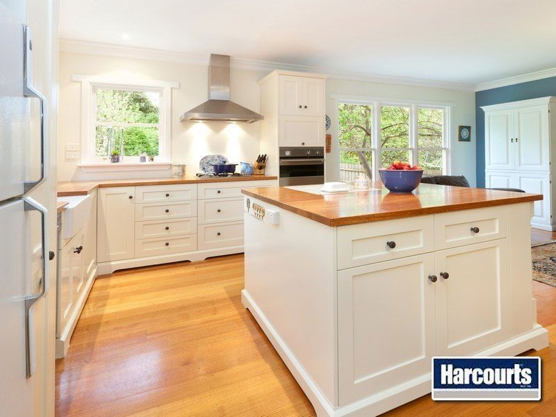 13 Fleetwood Crescent, Frankston South VIC 3199